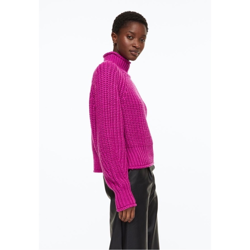 Chunky H&M Mock Neck Turtleneck Sweater 💗 - Picture 6 of 8